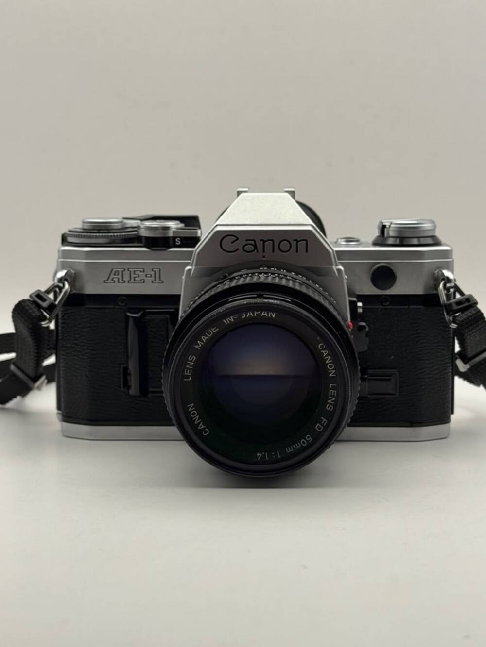 Canon AE-1 35mm SLR Film Camera FD 50mm f/1.4 Lens Silver Black Vintage Untested